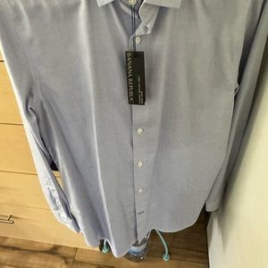 NWT Standard-Fit Non-Iron Dress Shirt Button Up